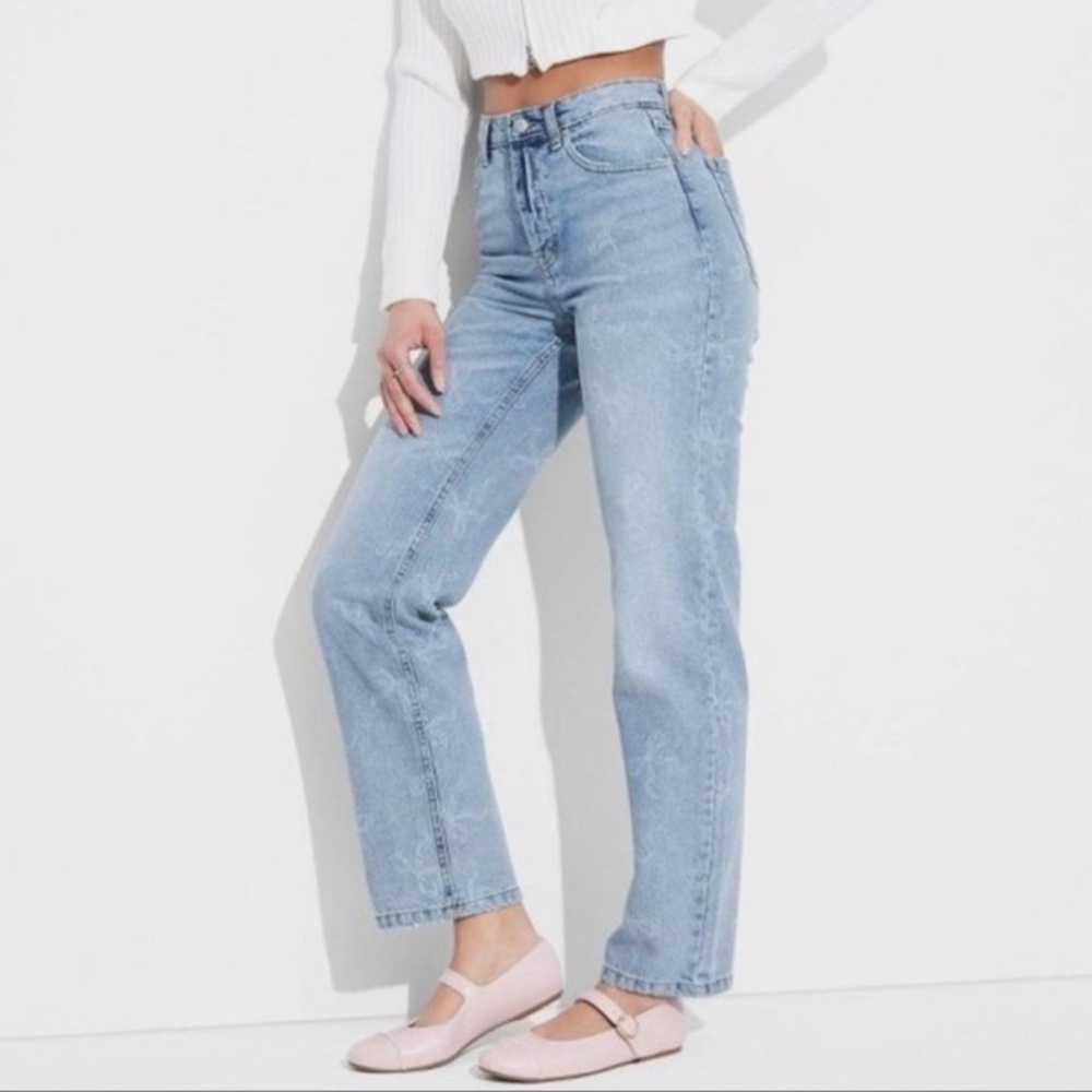 NWT Wild Fable High Rise Straight Fit Bow Jeans Medium Wash Size 6 / 32” inseam